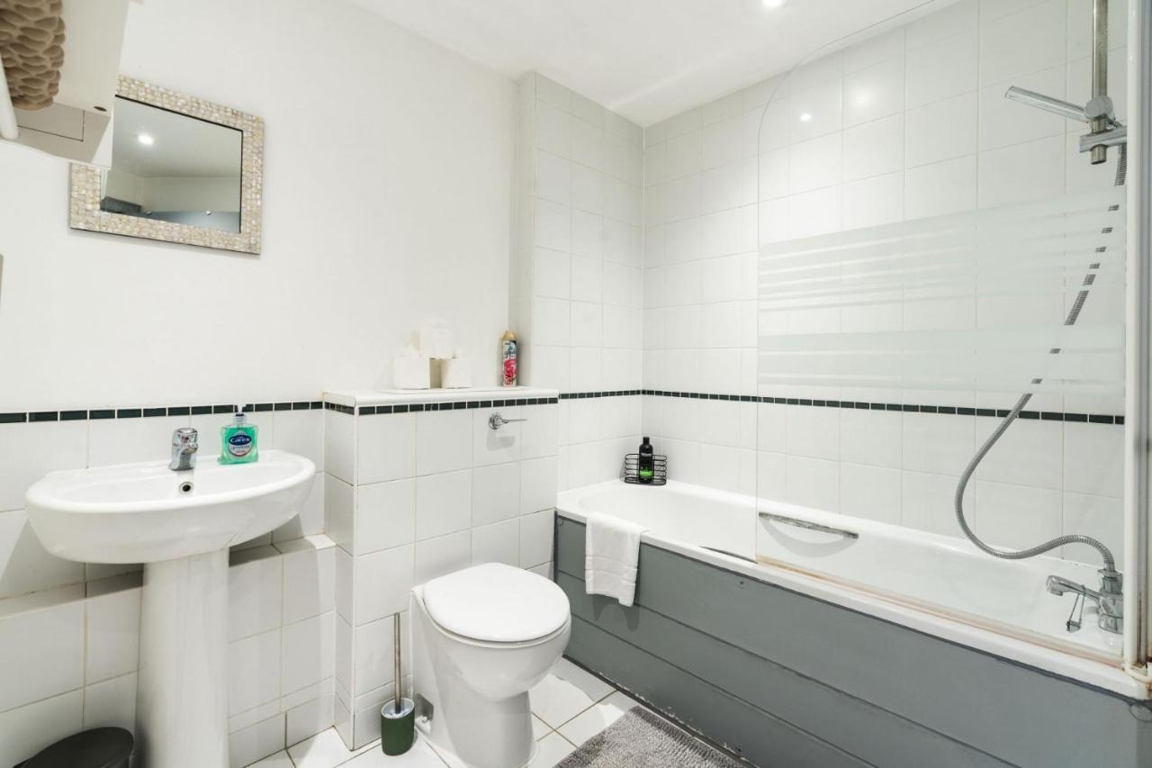 1 bedroom apartment in Stoke Newington Londen Buitenkant foto
